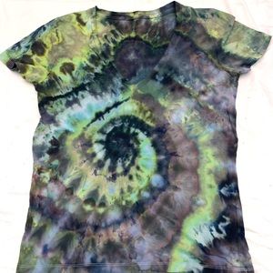 Jcrew women’s small tie dyed v neck tshirt